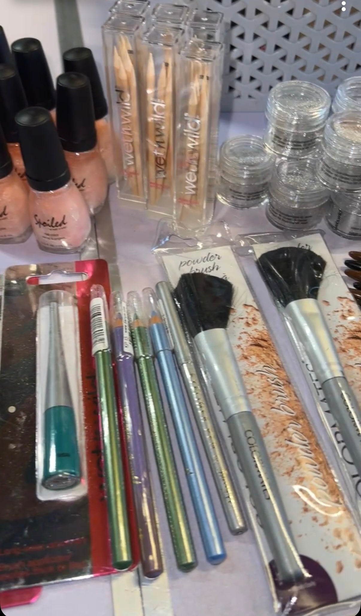 100-Piece High Street Makeup Collection Box