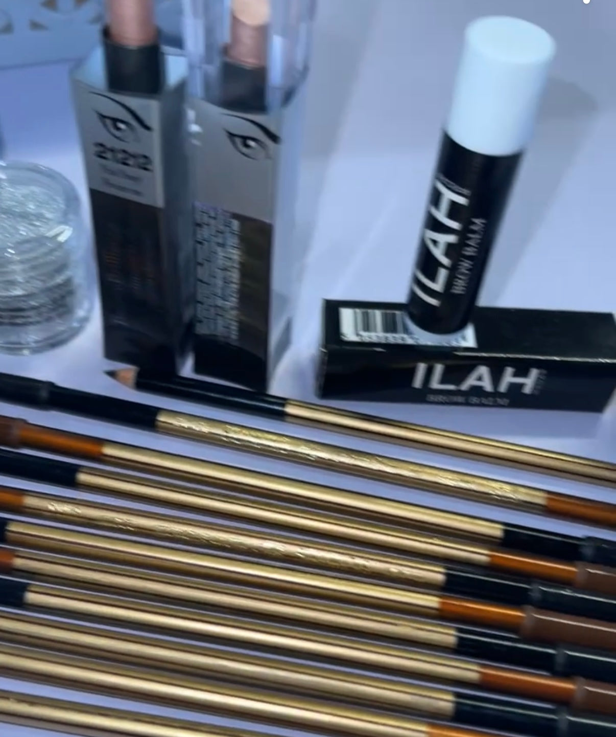 100-Piece High Street Makeup Collection Box