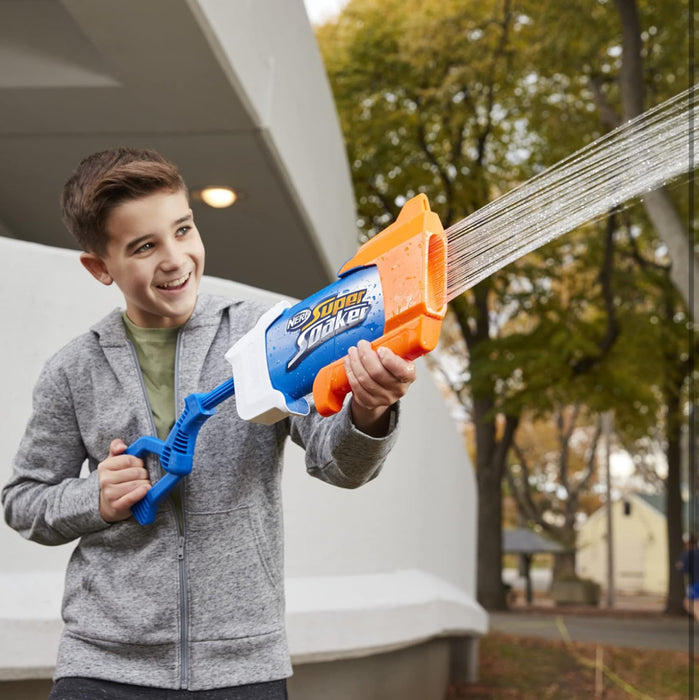 Super Soaker Nerf Rainstorm Water Blaster, Drenching Water Blast, Outdoor Water-Blasting Fun for Kids Teens Adults