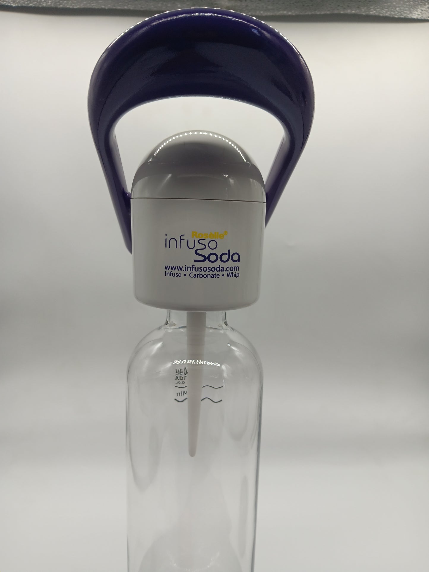 Premium Carbonating Bottles 2x0.9L white - Compatible with Drinkmate, Wassermaxx, Aqvia, Sodapop and Levivo - Quick-Lock Reusable Bottles - Lid and Base Made of Stainless Steel - BPA Free