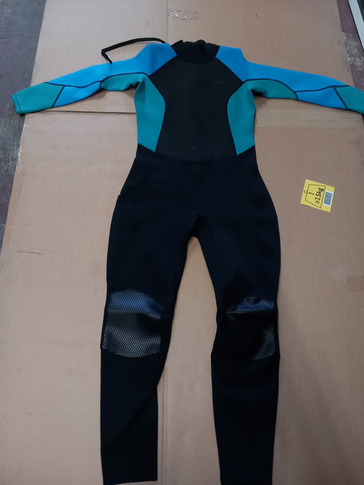 Womens Full 2.5/2mm Wetsuit. Size 16 18. RRP £119.99 Sale price £29.99