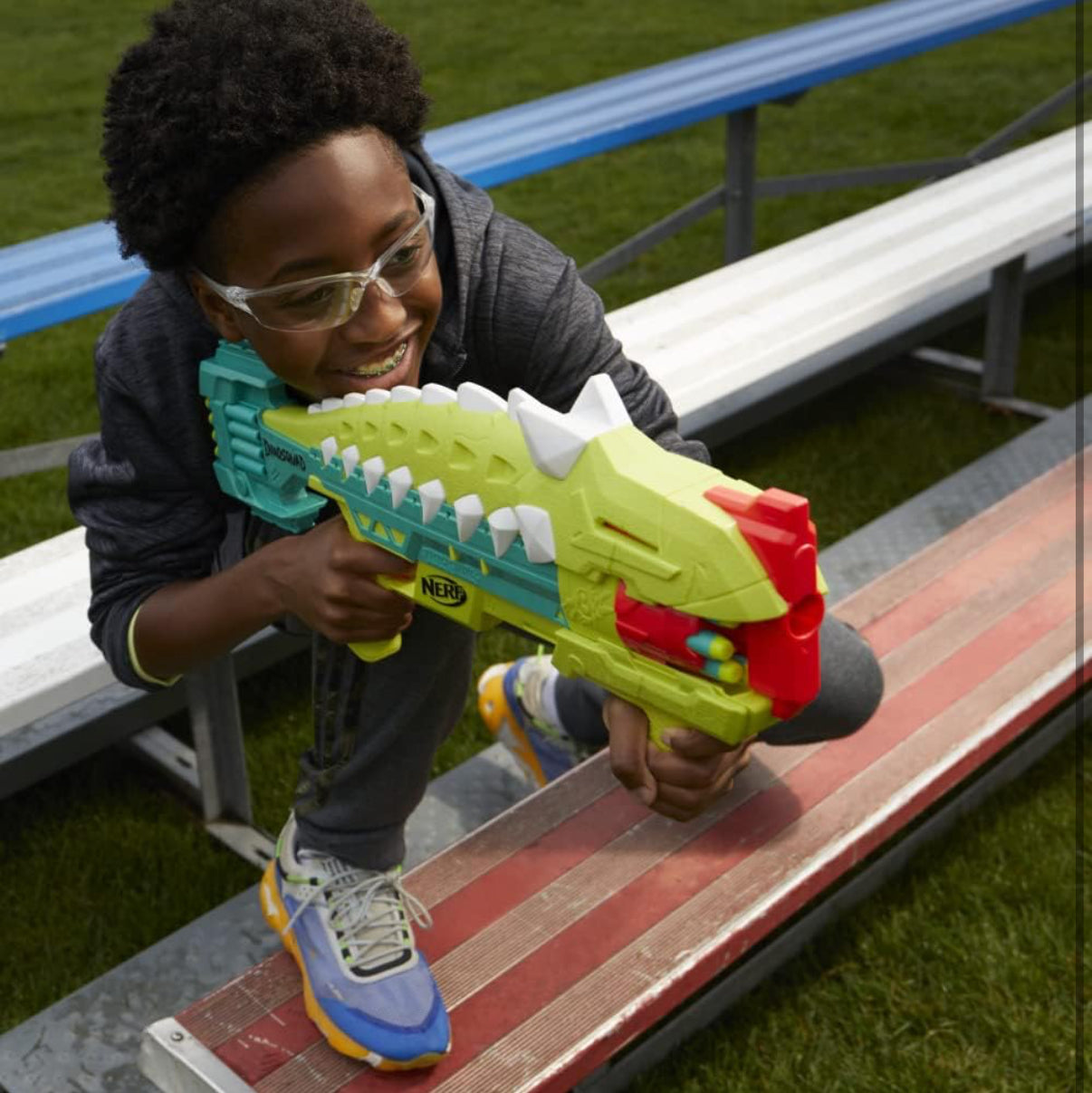 Nerf DinoSquad Armorstrike Dart Blaster, 8-Dart Rotating Drum, Drop Grip, 16 Nerf Elite Darts, Anklyosaurus Dinosaur Design