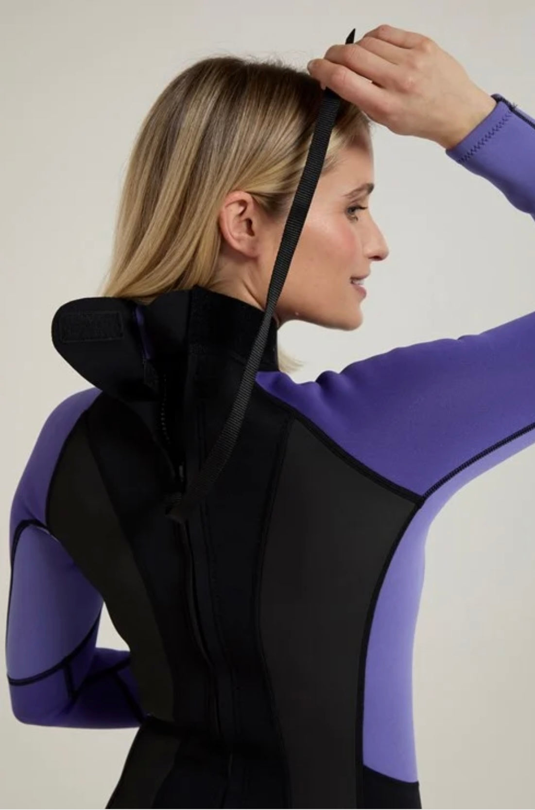 Mountain Warehouse Women's 2.5mm Thickness Full Wetsuit - black / Purple UPF 50+, Contour Fit, Adjustable Neck, Rubber Panel for Improved Grip - Long Sleeve Spring Summer Wet Suit for Bodyboarding & Surfing