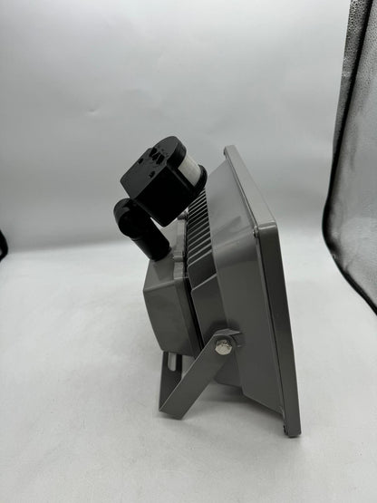 BARGAIN: Supacell 50W LED Security Flood Lights 50 Available, Minor Damage Perfectly Working 3500 lm