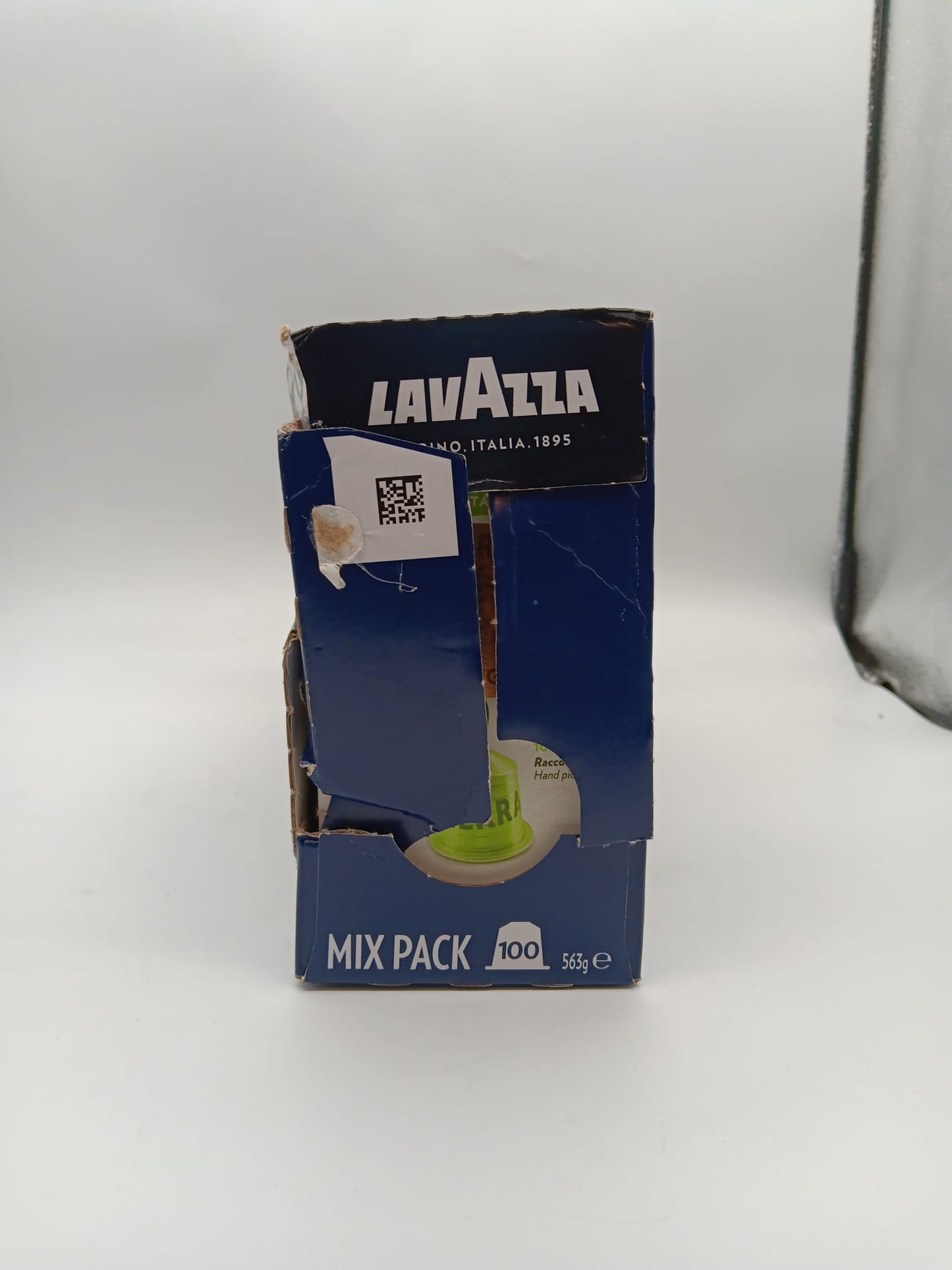 Lavazza, Variety Pack, 100 Aluminium Capsules Compatible with Nespresso Original Machines, Espresso Maestro Ristretto, Espresso Maestro Lungo.  Tatty box.  BBE 30-01-2026 in just £19.99