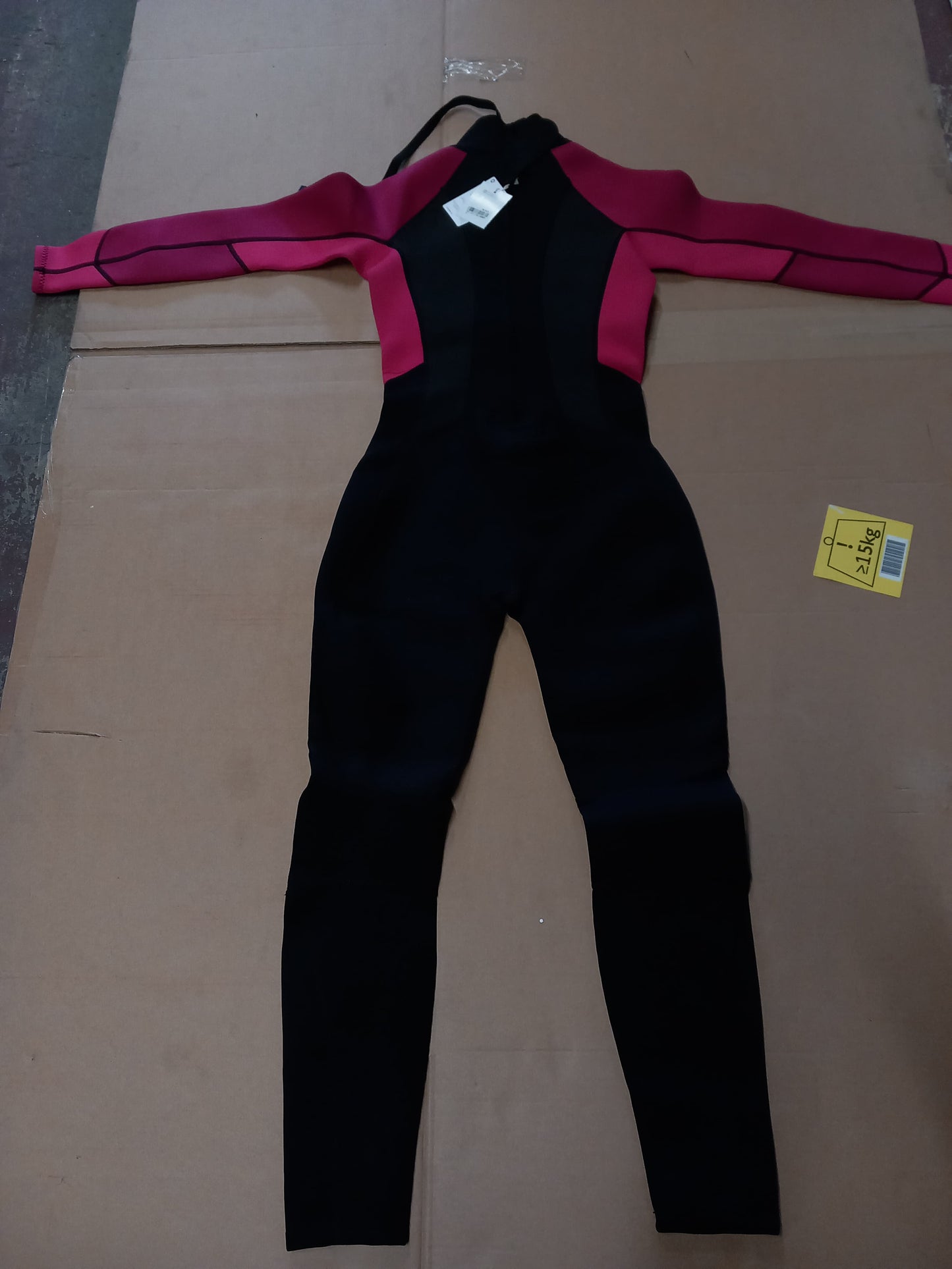 Womens Full 2.5/2mm Wetsuit. Size 8-10. RRP £119.99 Sale price £29.99