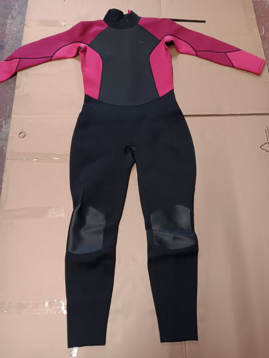 Womens Full 2.5/2mm  Mountain Warehouse Wetsuit. Size 16-18.  RRP £119.99 Sale price £29.99