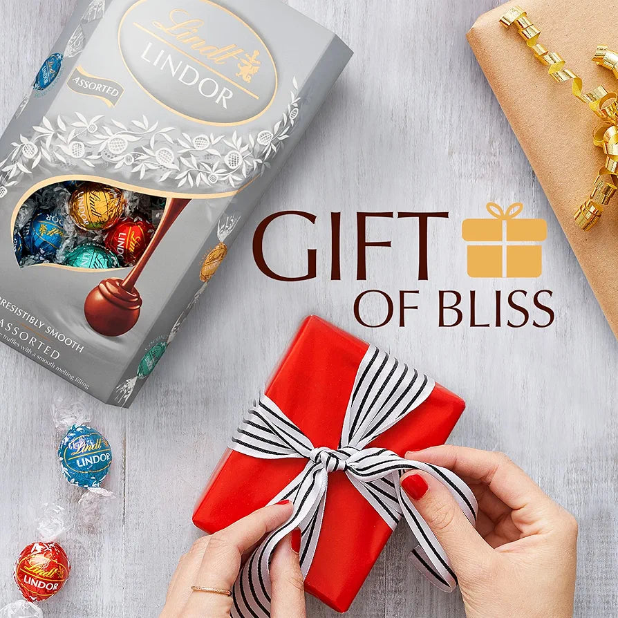 Lindt Lindor Silver Assorted Chocolate Truffles – 600g Box (Approx. 48 Balls)